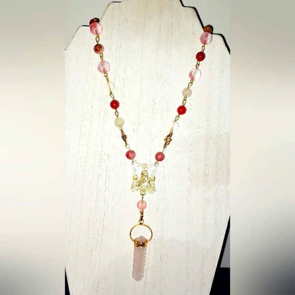 Necklace - Picture 1 of 1